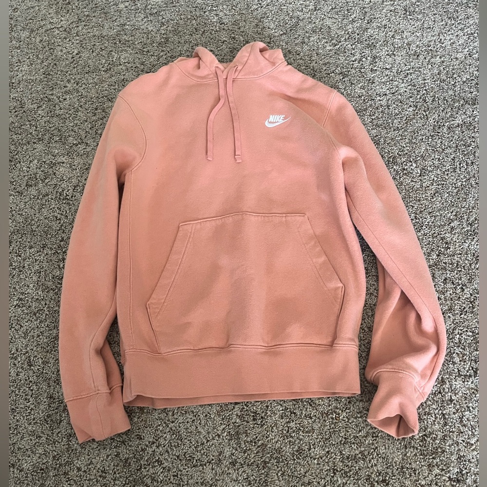 Men’s Nike sweatshirt